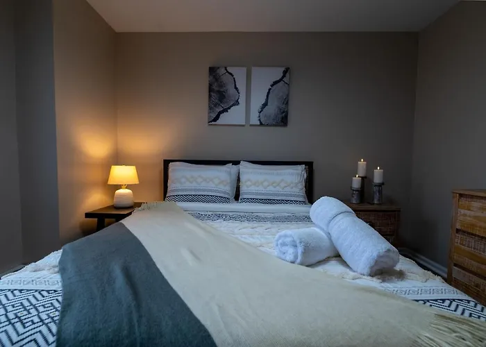 Charming Corner Newly Furnished Townhome